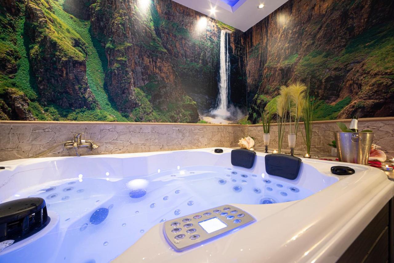 Apartamento Estrella Sauna Spa Jacuzzi 阿拉贡省阿拉马 外观 照片