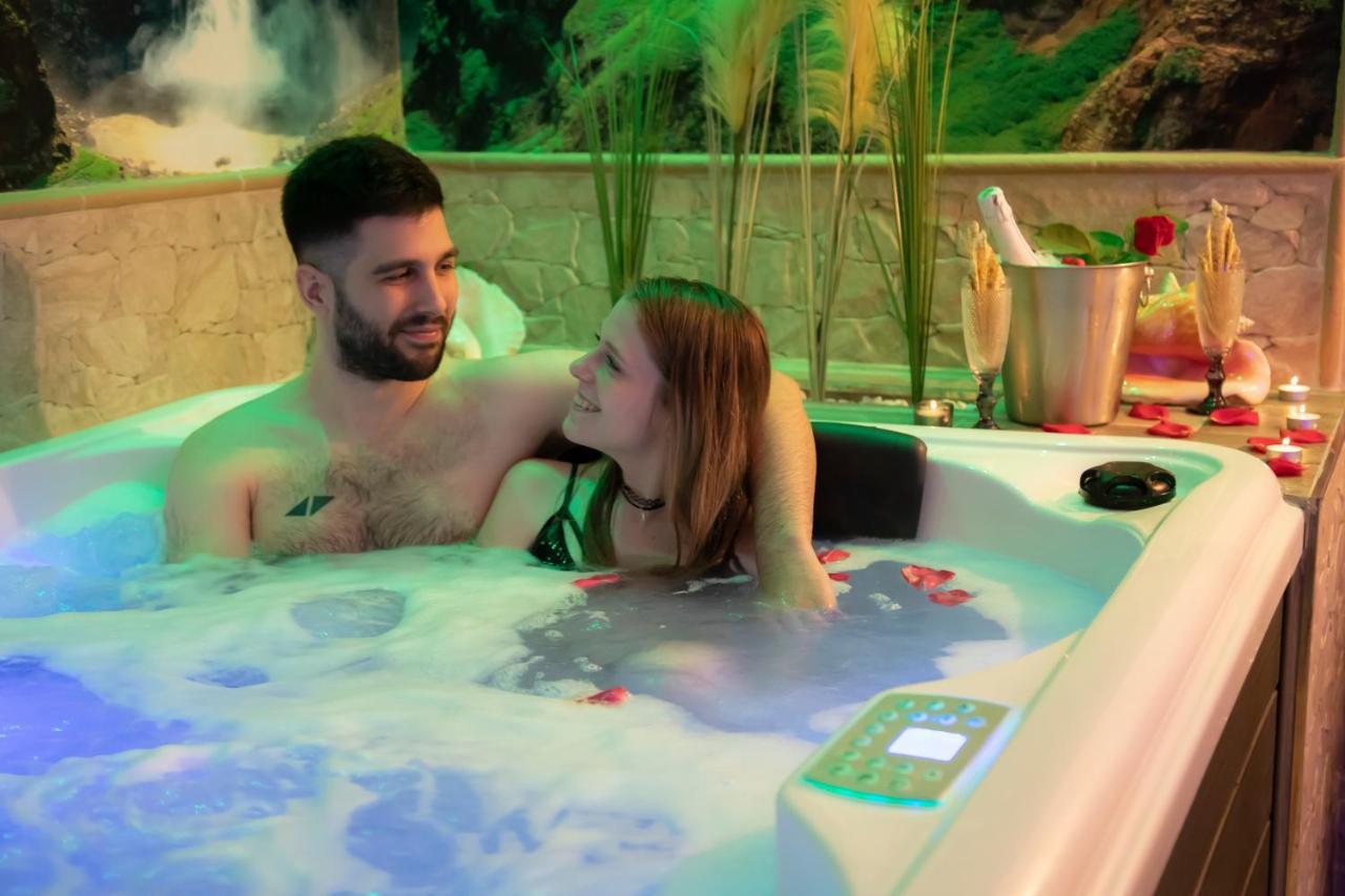 Apartamento Estrella Sauna Spa Jacuzzi 阿拉贡省阿拉马 外观 照片