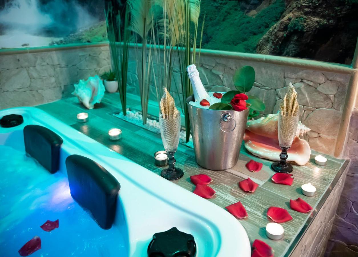 Apartamento Estrella Sauna Spa Jacuzzi 阿拉贡省阿拉马 外观 照片